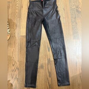 Spanx Faux Leather Leggings Size M Petite